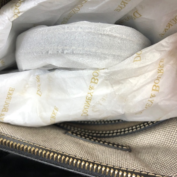 2021 Disney Parks Dooney & Bourke DVC Vacation Club Satchel Hand Bag Purse B NEW - Picture 6 of 6